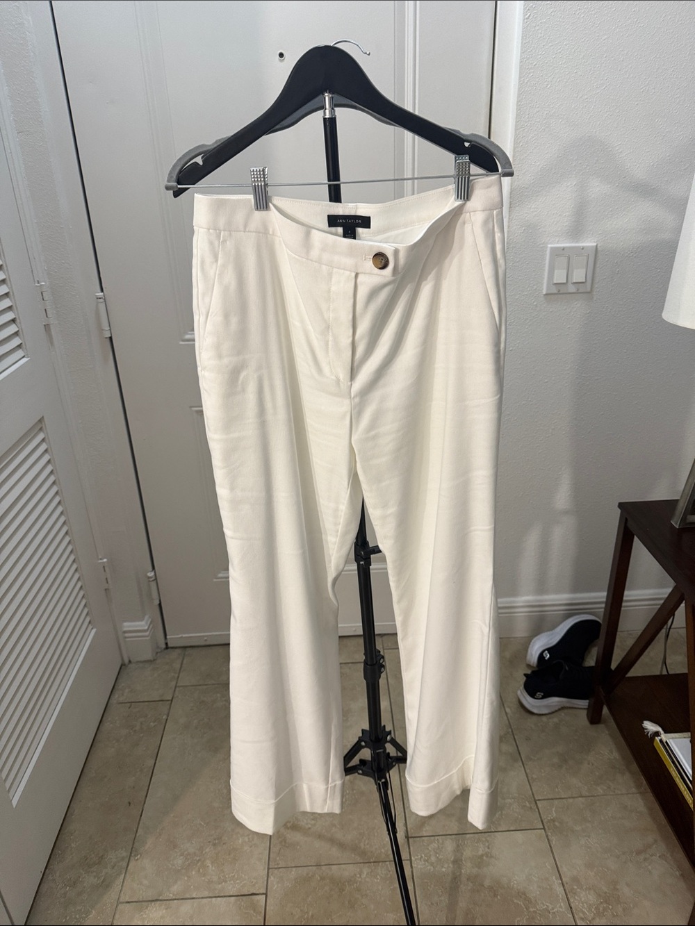Ann Taylor Cream white Dress Pants - Straight Leg